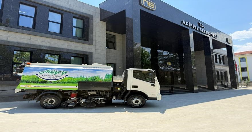 Otokar'dan Arifiye Belediyesi'ne  Çevre Temizlik Kamyonu